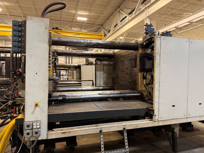 2003 Cincinnati Milacron MM1100